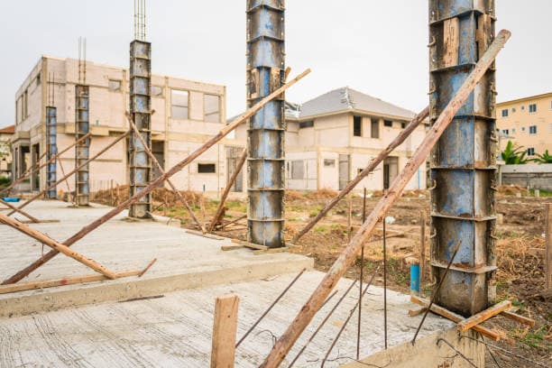 Column construction with reinforcement