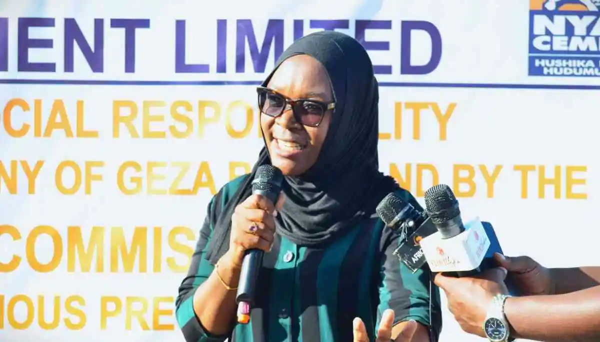 Nyati Cement Hands Over Geza Kigamboni Bus Terminal, Citizens Urged to Embrace Opportunities - Image 4
